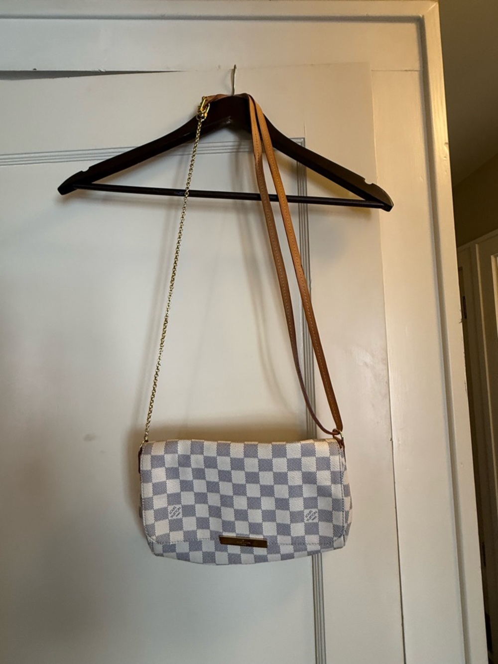 Authentic LV Damier Azur Pochette shoulder bag  / blue and check